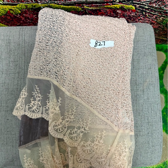 Alter’d State lightweight sweater A’reve pink lace knot size large - Picture 10 of 10